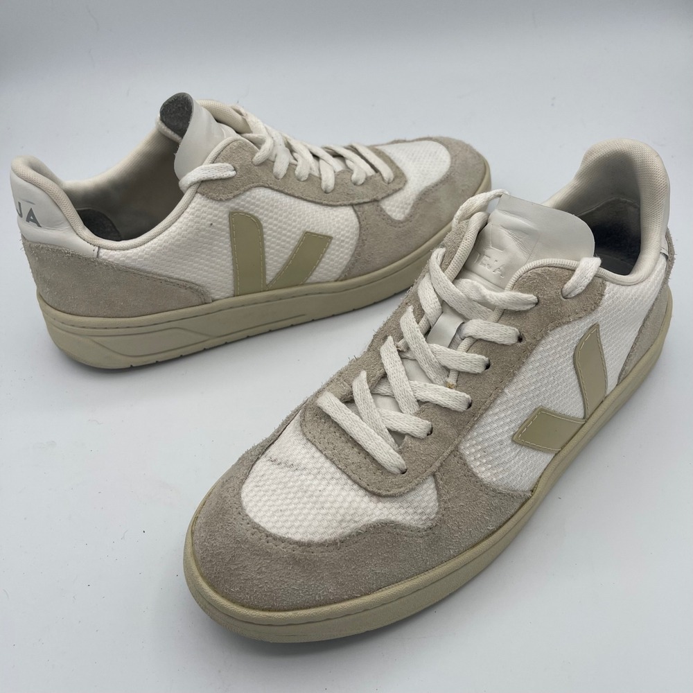 Veja V-10 B-Mesh White Natural Sahara Sneakers Mens 8 EUR 41 Low Top Trainers